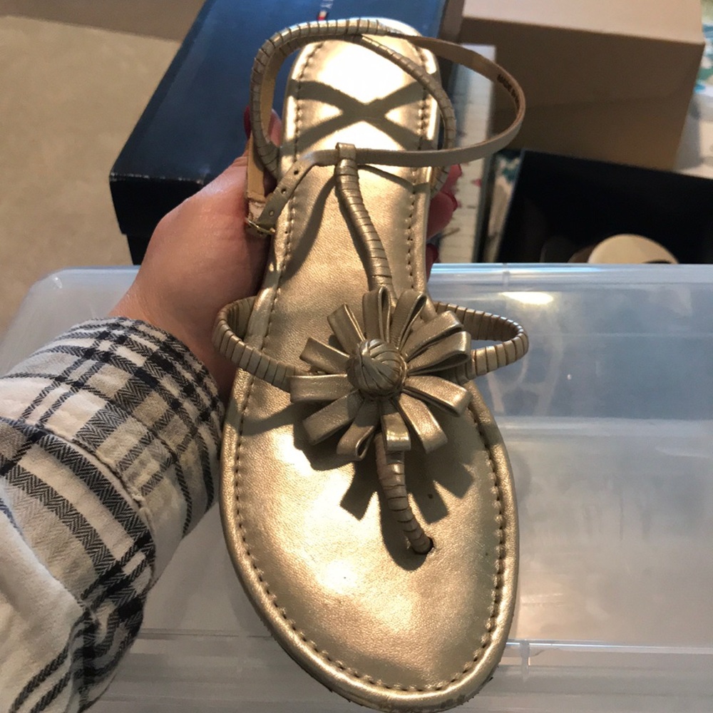 Metallic sandal